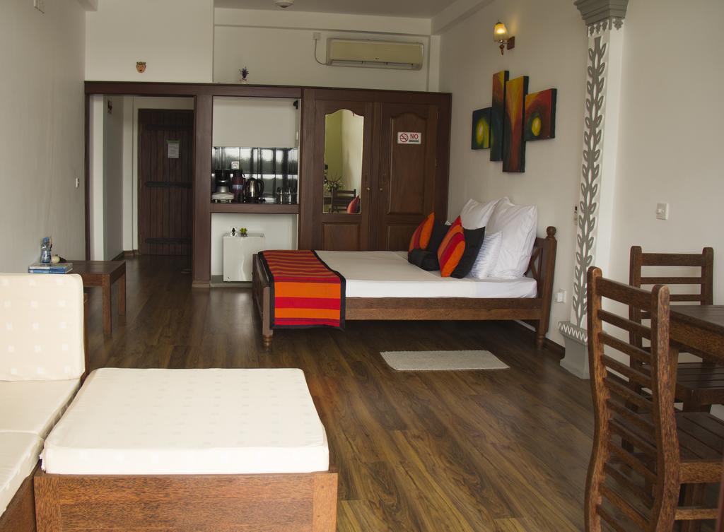Thumbelina Apartments & Hotel Aluthgama Exteriér fotografie