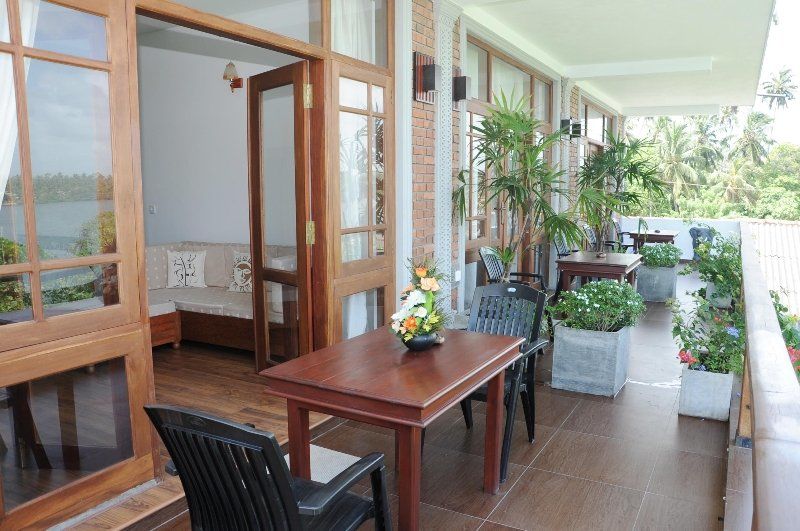 Thumbelina Apartments & Hotel Aluthgama Exteriér fotografie